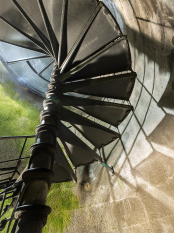 Assending spiral
