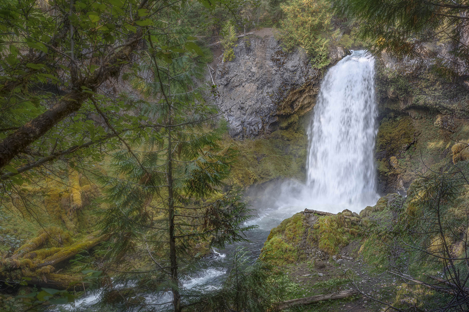 Salahi Falls